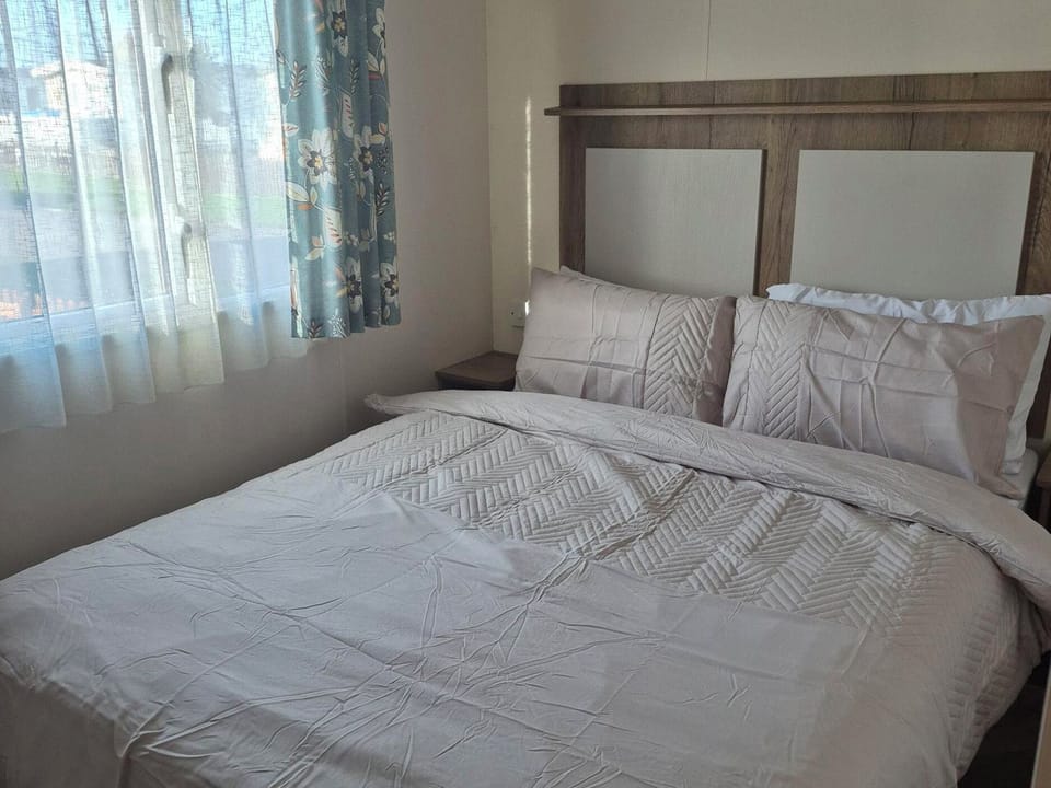 Cottage | 3 bedrooms, WiFi (free), individually decorated, individually furnished