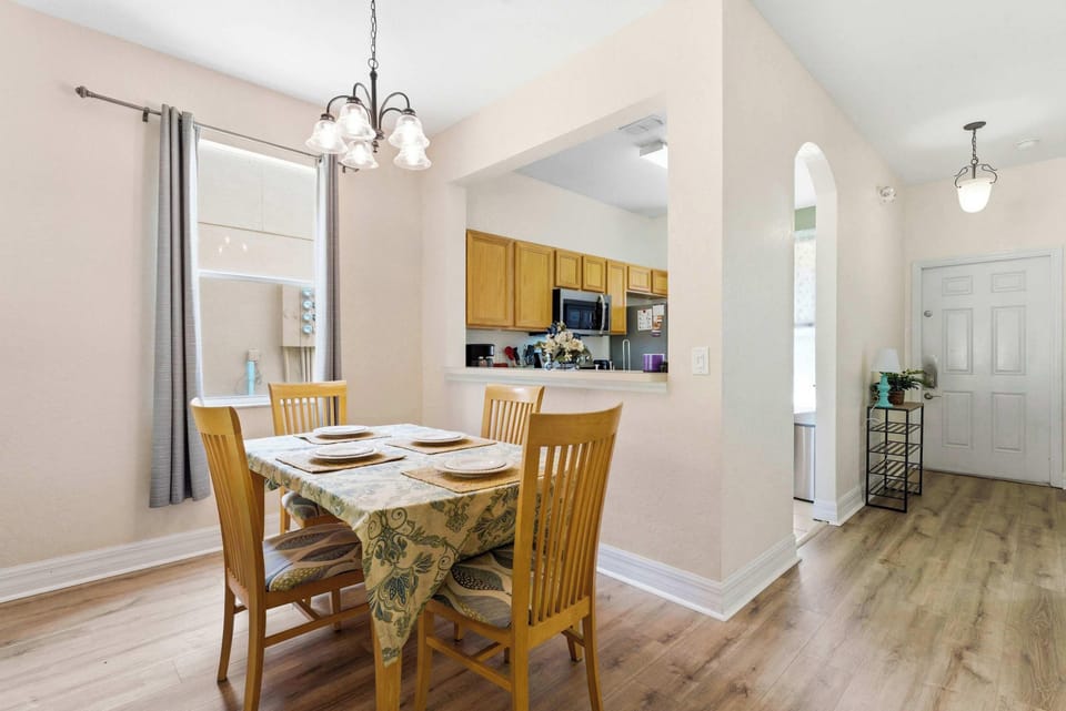 Townhome, Multiple Beds, Garden View (Casa Palermo At Regal Palms) | Dining