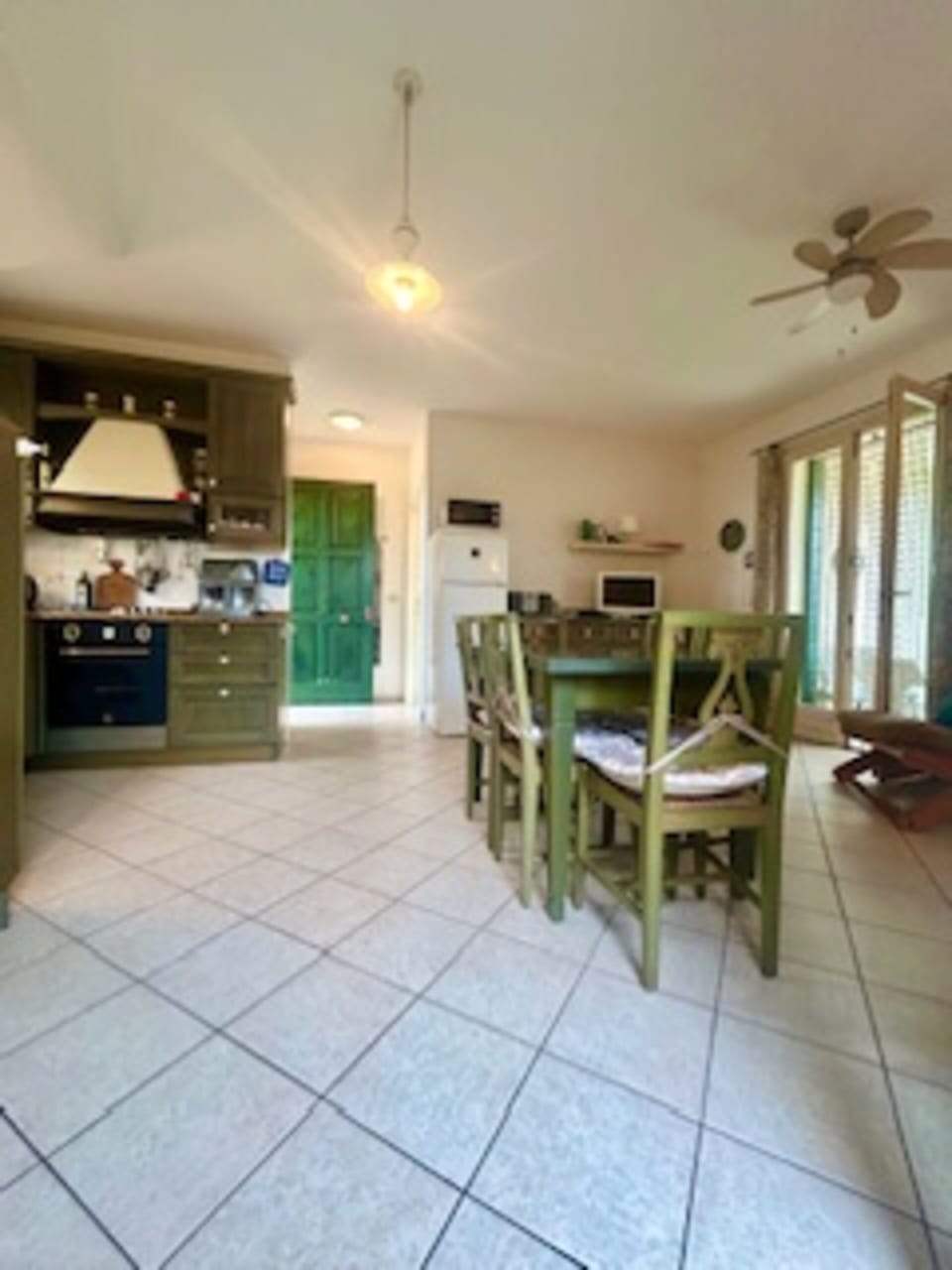 Villa, 3 Bedrooms, Balcony, Garden View | Dining room
