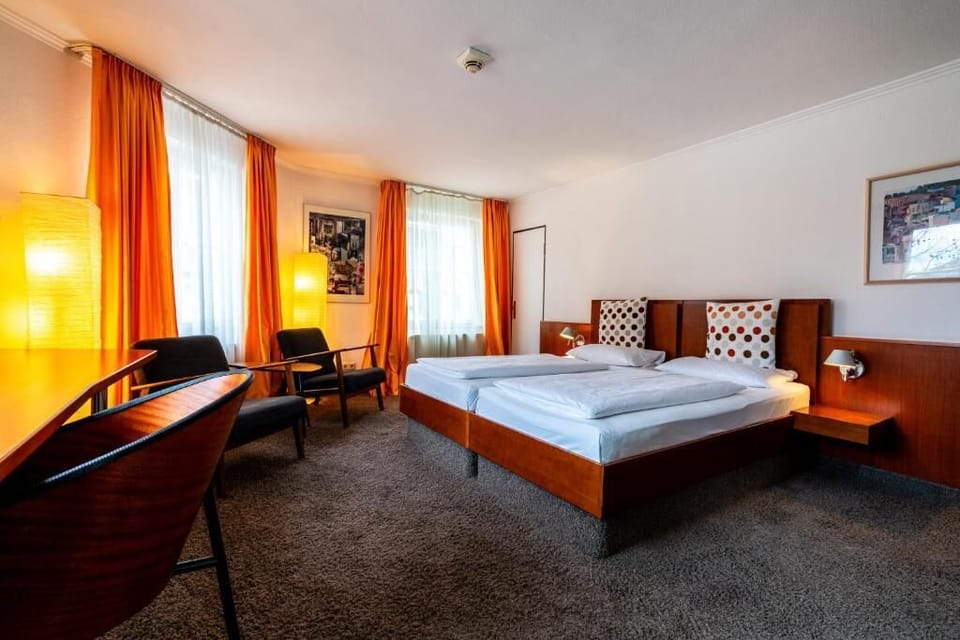 Superior Twin Room, City View | Hypo-allergenic bedding available, desk, laptop workspace