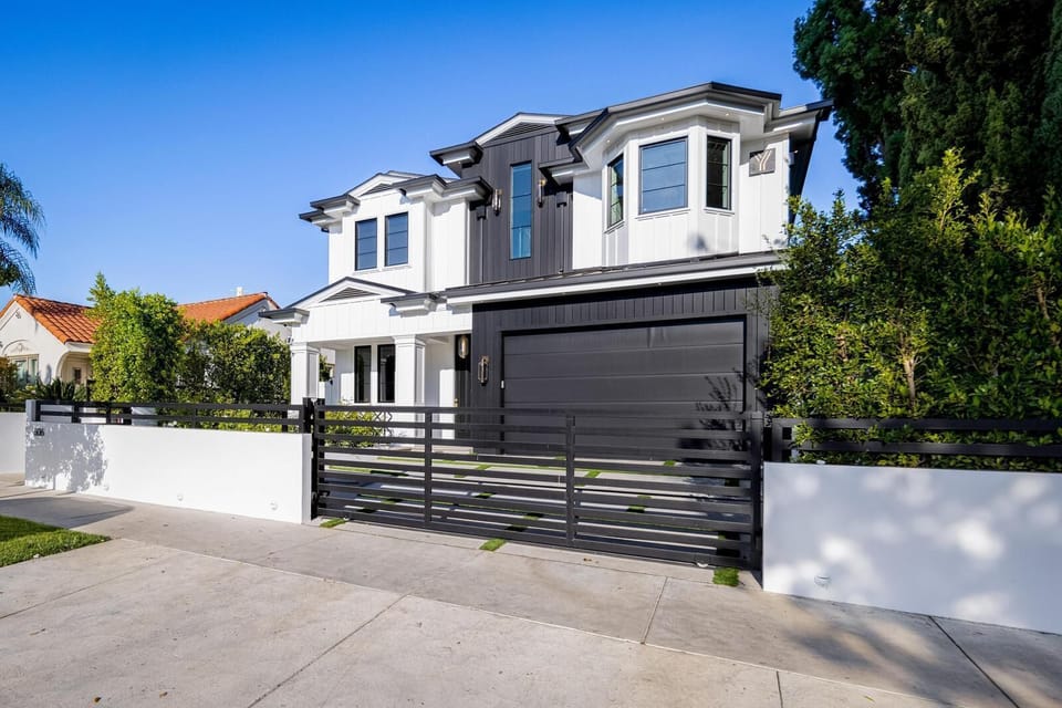 Apartment (5 Bedrooms) | Exterior