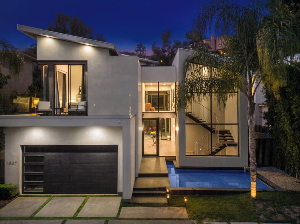 Apartment (5 Bedrooms) | Exterior