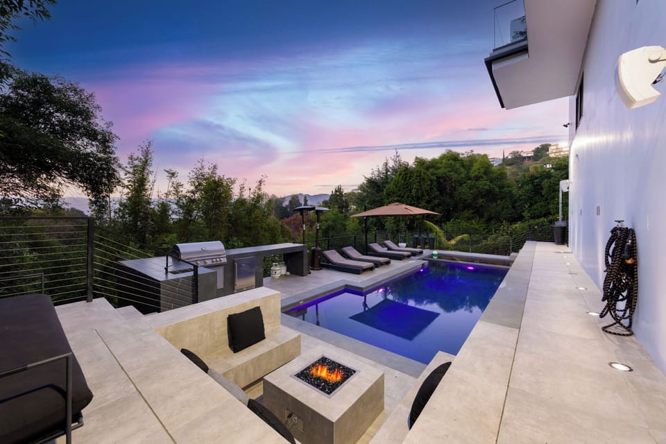 Apartment (5 Bedrooms) | Exterior