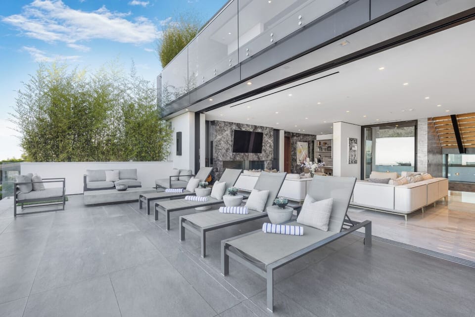 Apartment (3 Bedrooms) | Exterior