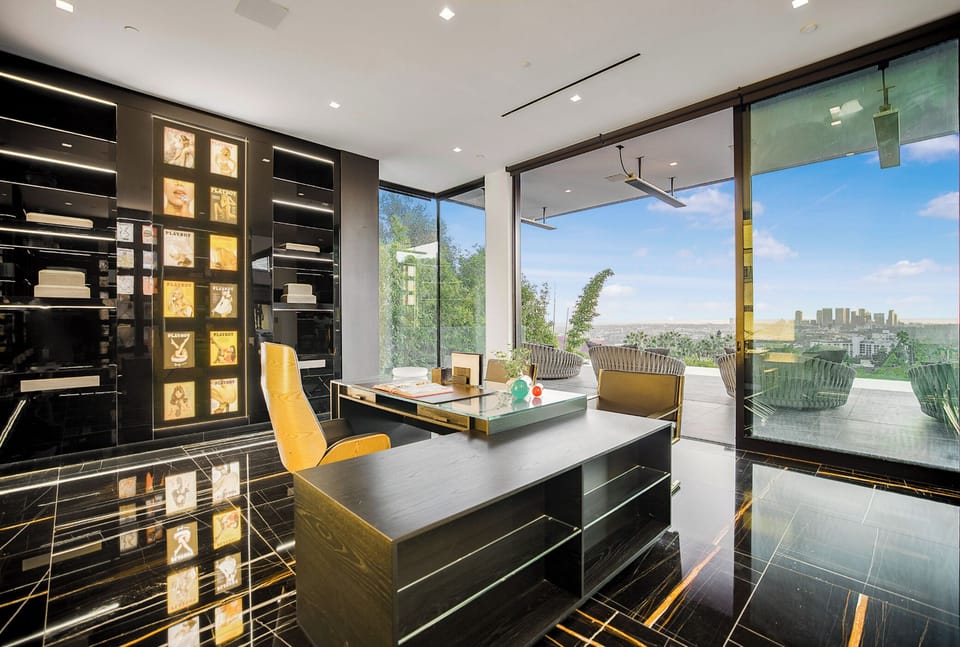Apartment (5 Bedrooms) | Exterior