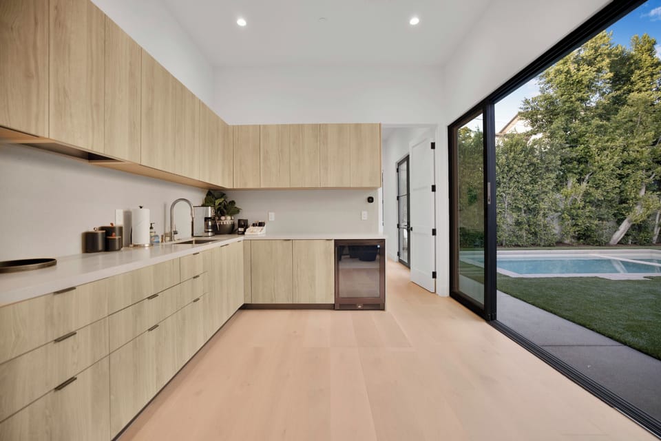 Apartment (5 Bedrooms) | Exterior