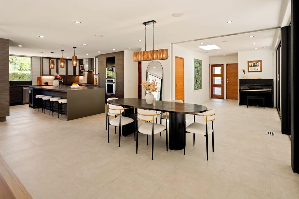 Apartment (5 Bedrooms) | Exterior