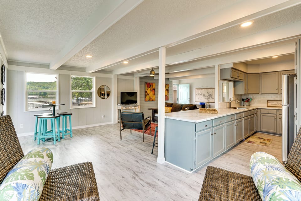 House (2 Bedrooms) | Interior