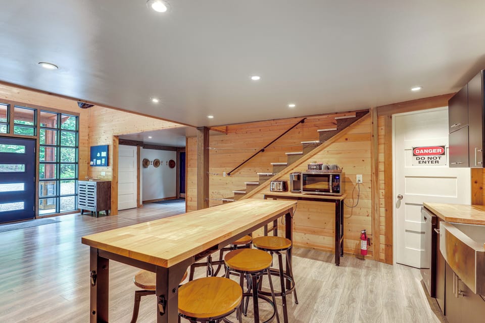 House (4 Bedrooms) | Interior