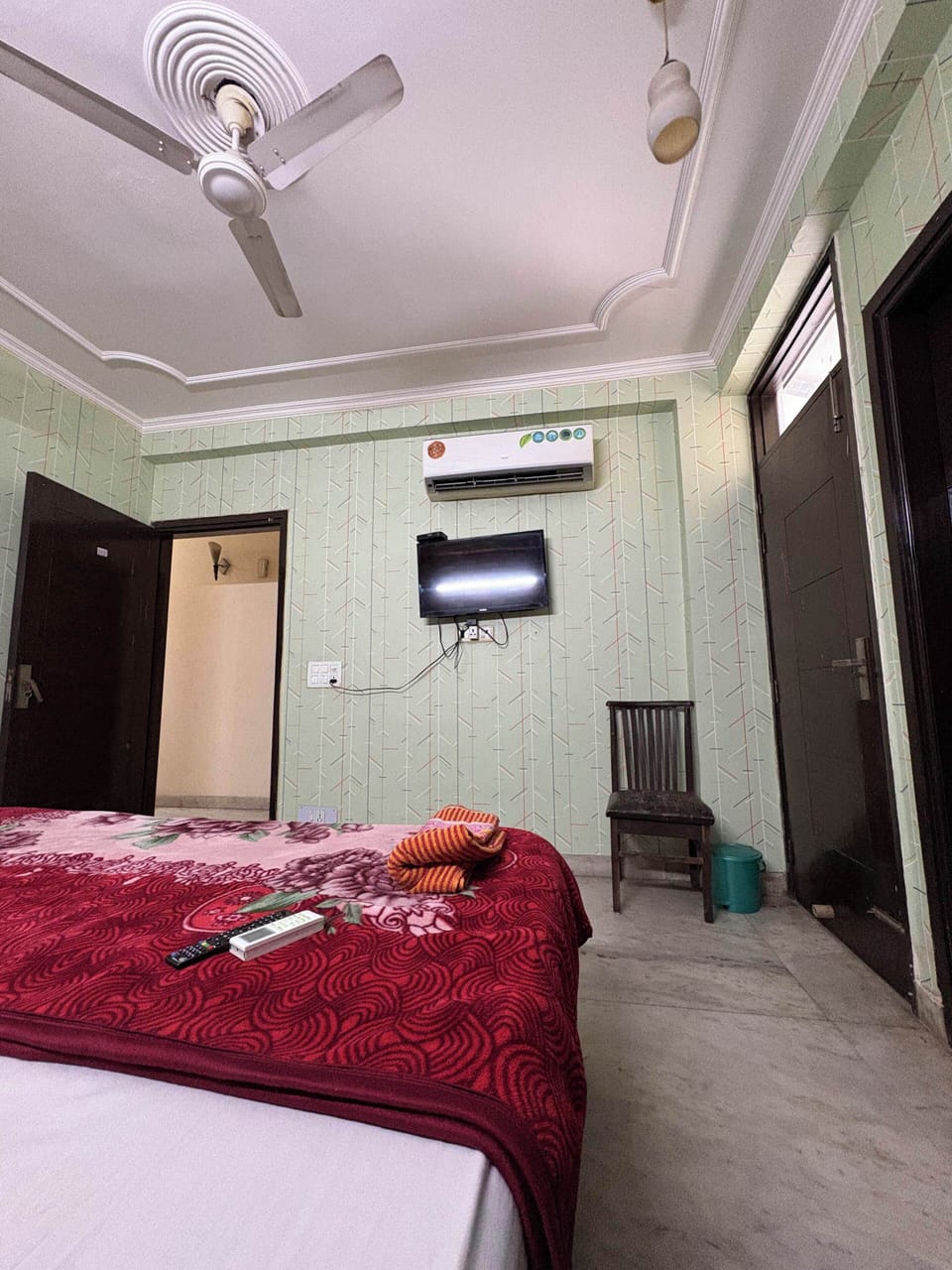 Deluxe Double Room, Balcony, Garden View | Desk, laptop workspace, free WiFi