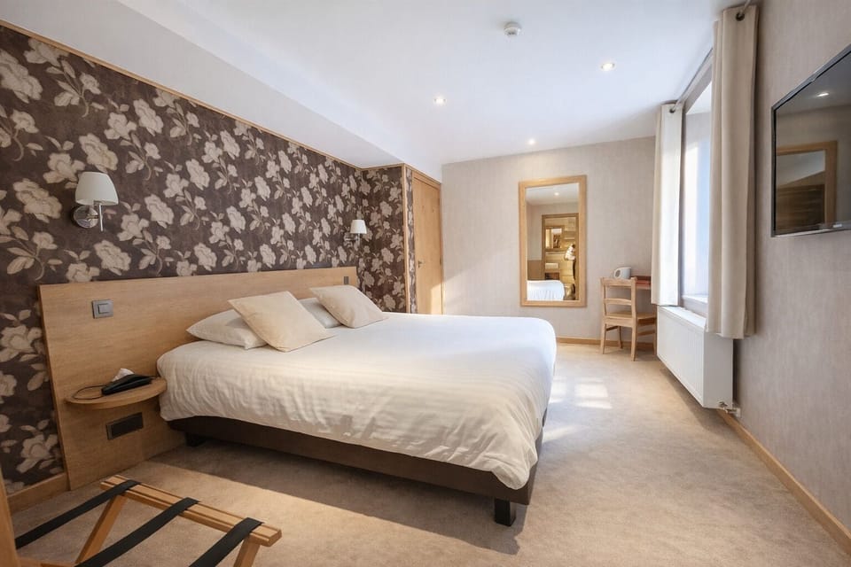Standard Double Room | Free WiFi