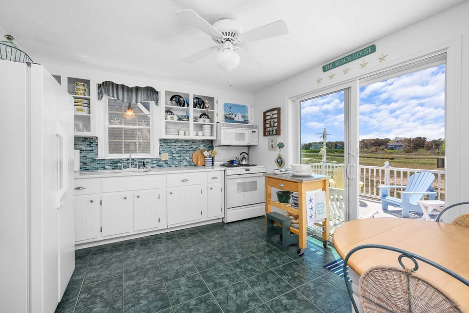 Kitchen with access to deck