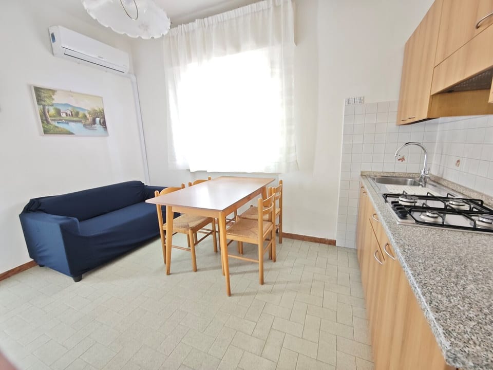 Apartment, 1 Bedroom, City View | Interior