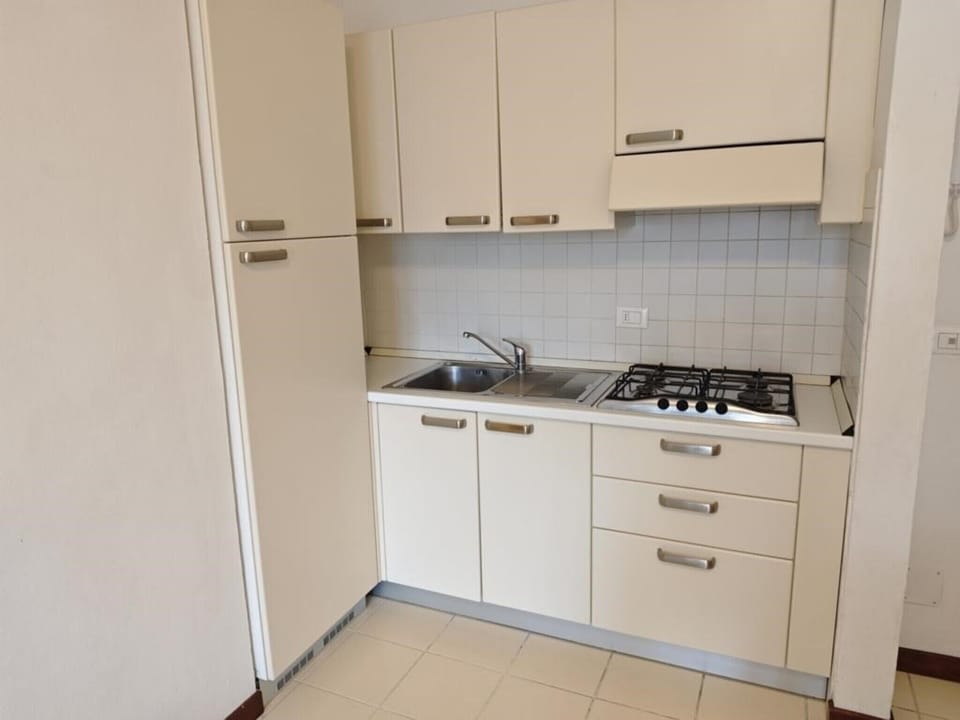 Apartment, 2 Bedrooms, Balcony, City View | Interior