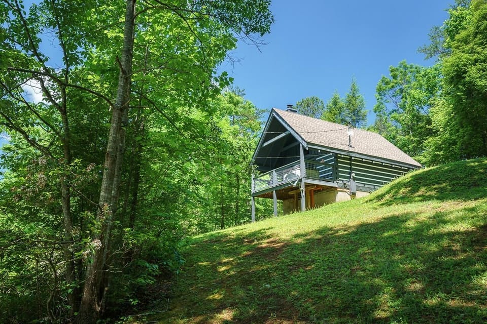 House, 1 King Bed (Still Waters Studio) | Exterior