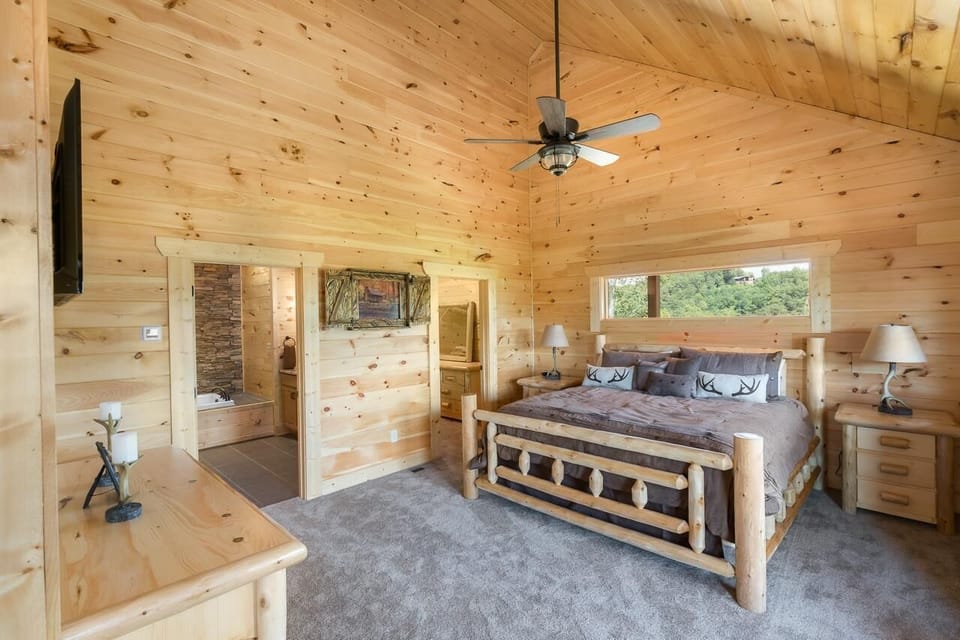 House, Multiple Beds (The Perfect Tenn) | 4 bedrooms
