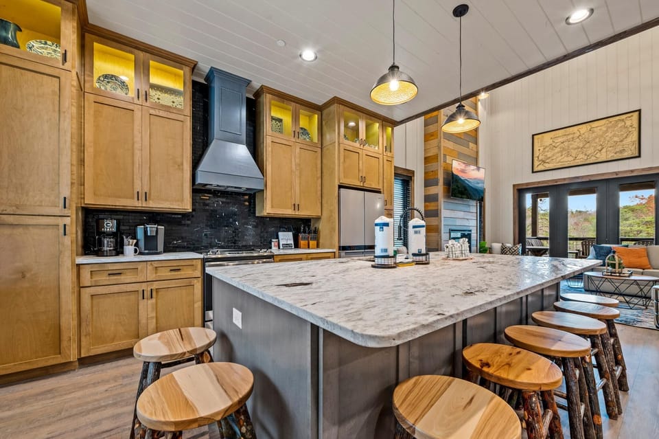 House, Multiple Beds (Splash Villa) | Private kitchen | Oven