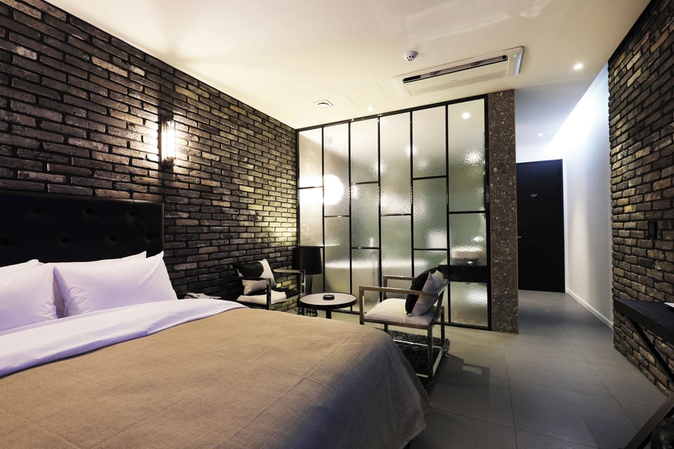 Basic Double Room | Desk, free WiFi
