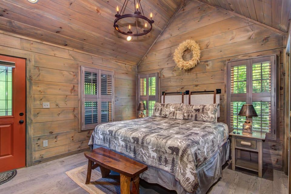 House, 1 King Bed with Sofa bed (The Aspen Cabin) | 1 bedroom