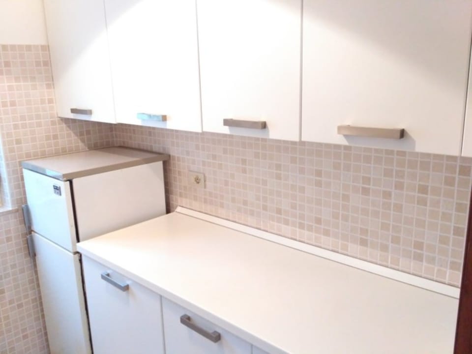 Apartment, 4 Bedrooms, Patio, Garden View | Private kitchen