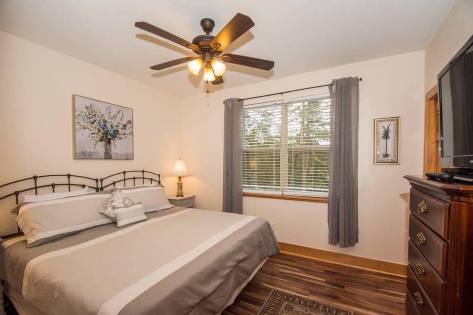 Condo, Multiple Beds (Golf View Escape) | 2 bedrooms
