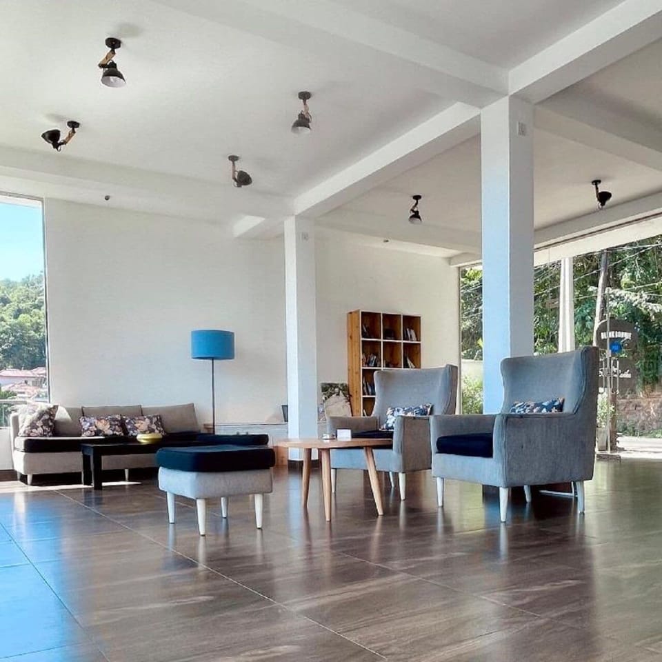 Deluxe Double Room, Balcony, Mountain View | Interior