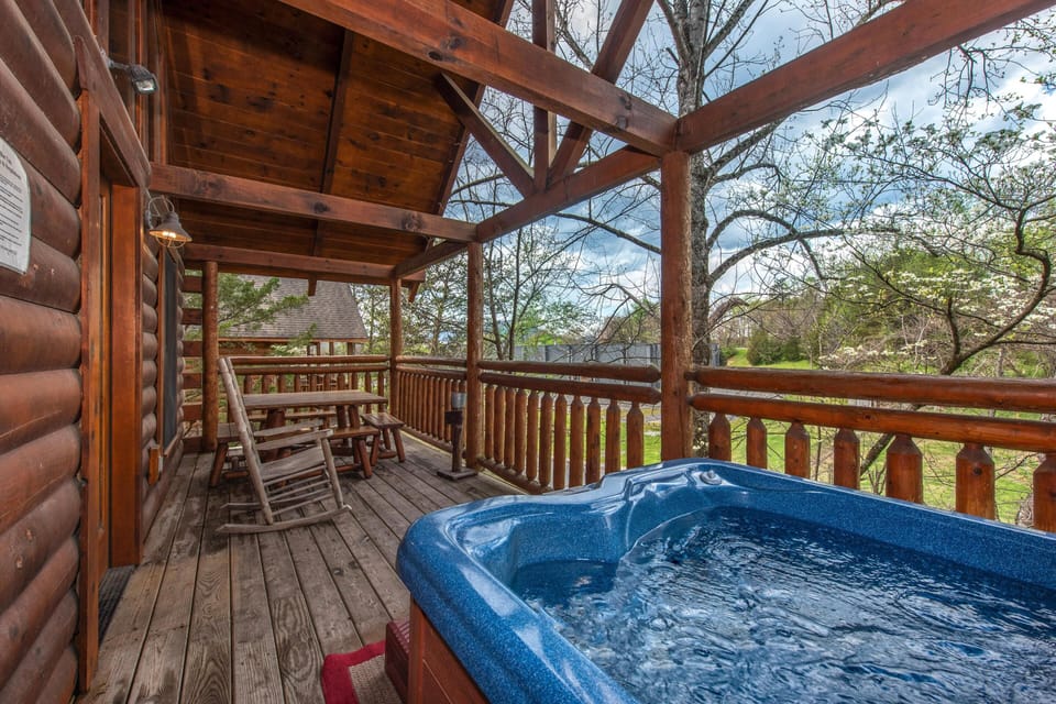 House, Multiple Beds (Gods Grace) | Outdoor dining