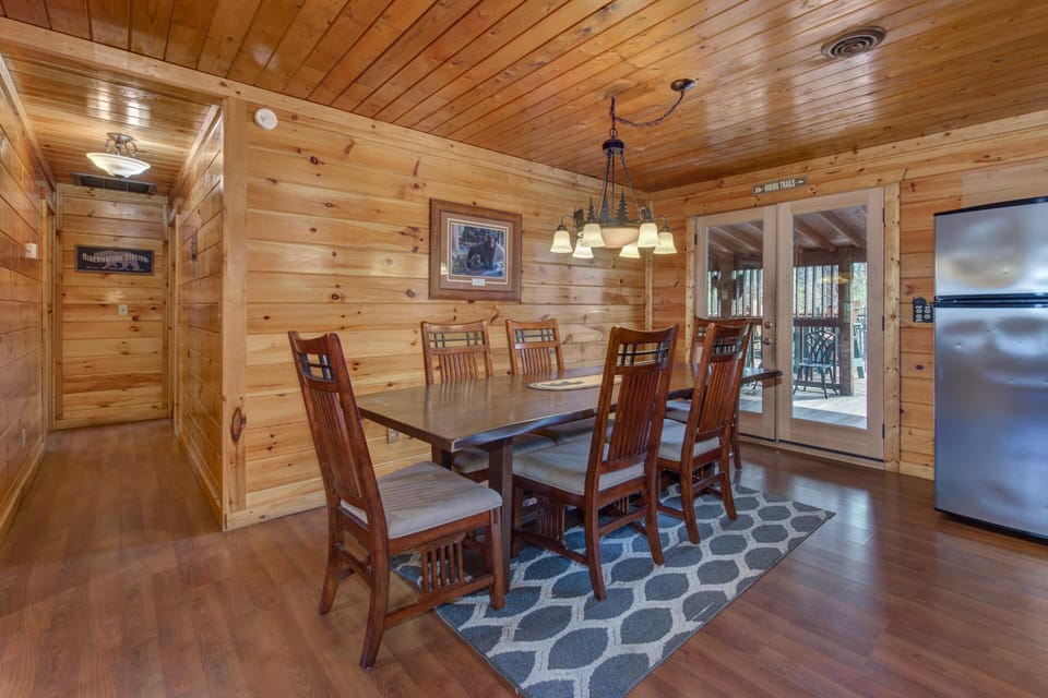House, Multiple Beds (Country Cabin in the City) | Dining