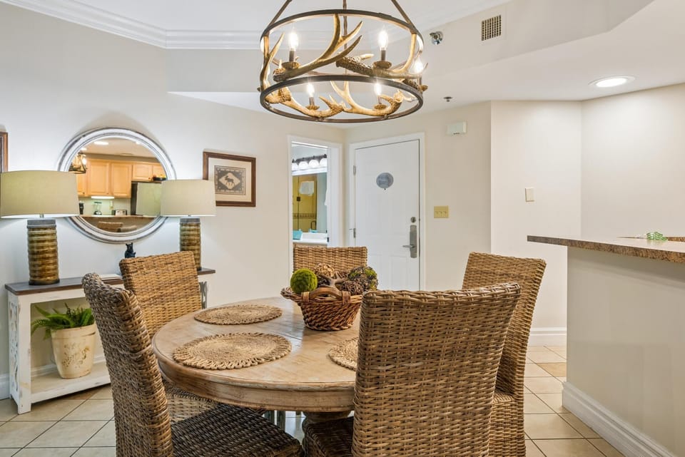 Condo, Multiple Beds (Baskins Creek 210) | Dining