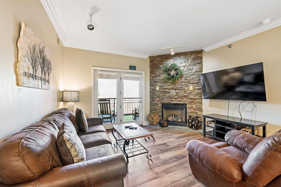 Condo, Multiple Beds (Baskins Creek 314) | Living area