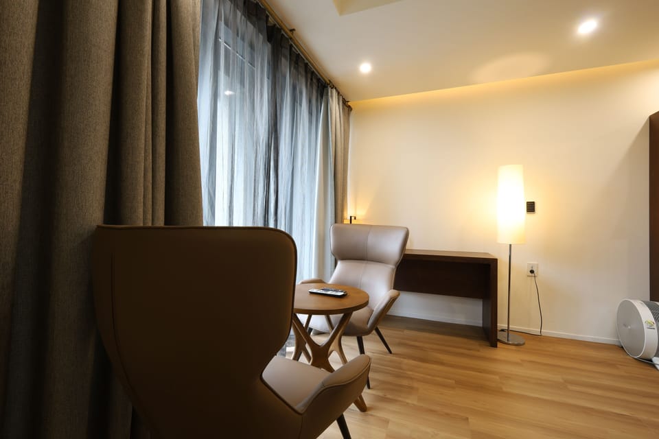 Terrace Twin - Free Netflix Service | In-room safe, soundproofing, iron/ironing board, free WiFi