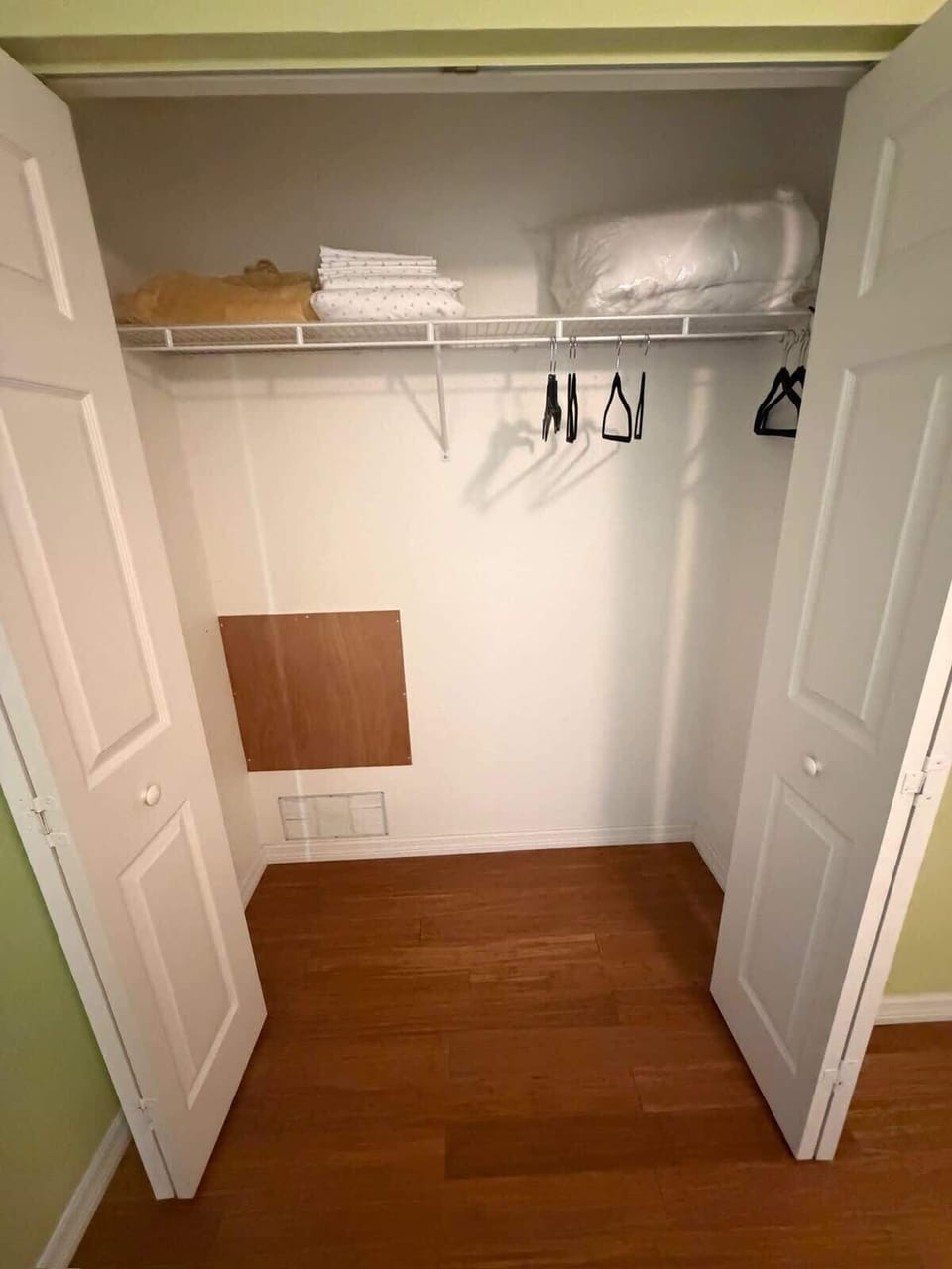 2nd Bedroom Closet