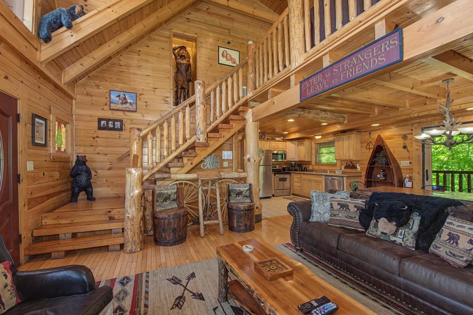 Cabin, Multiple Beds (Crazy Horse) | Living area