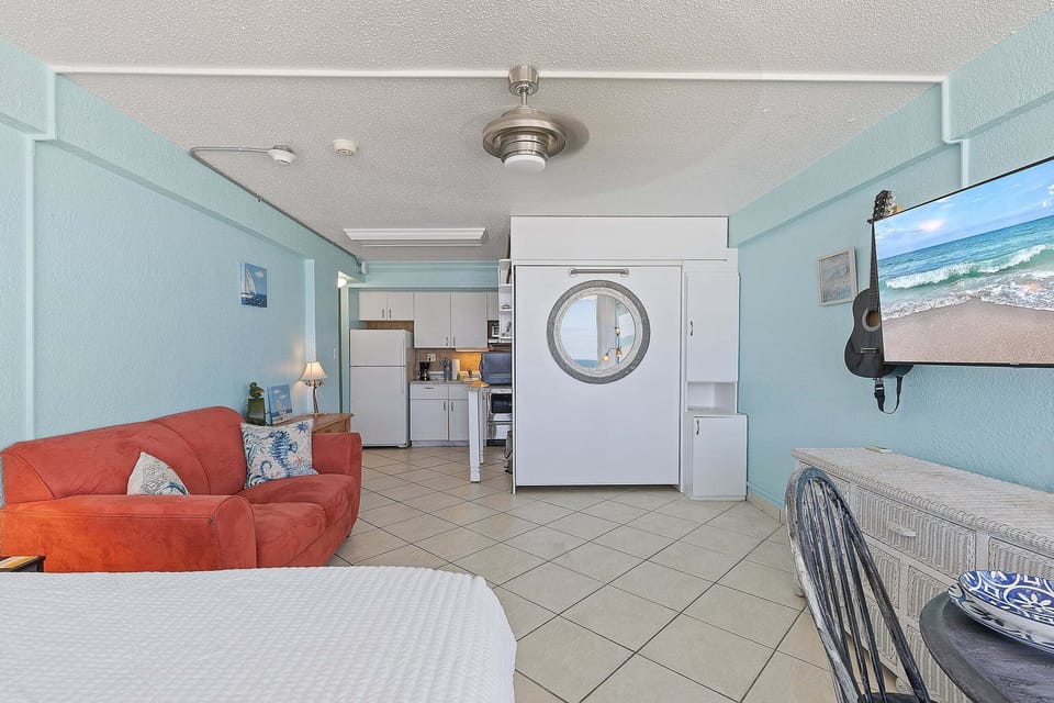 Condo, Multiple Beds (Hawaiian Inn 332) | Living area
