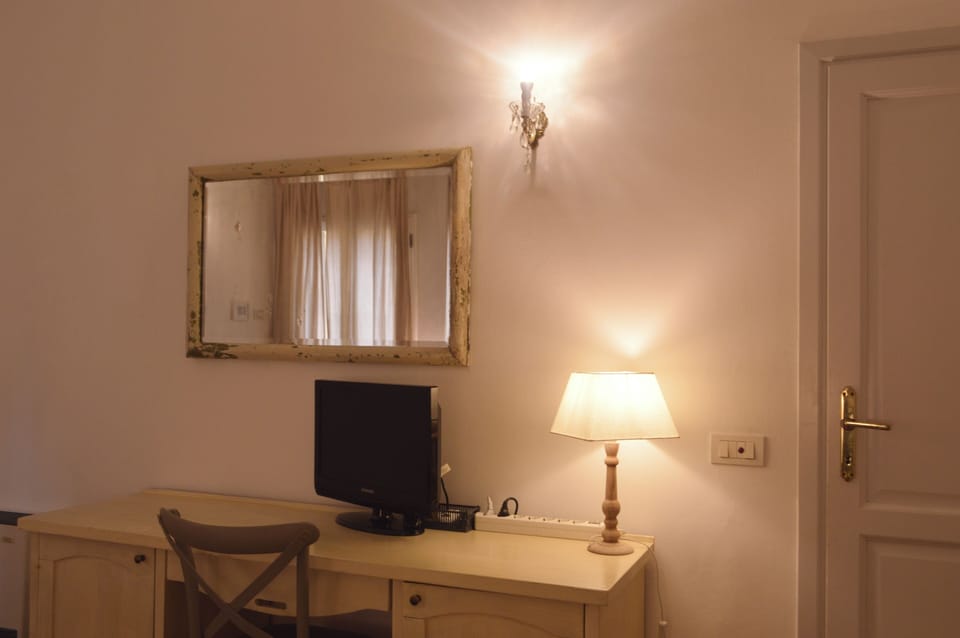 Classic Double or Twin Room | Interior