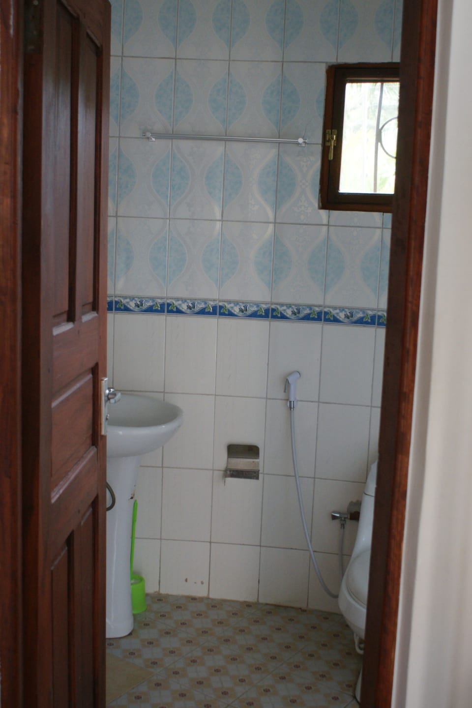Shower, towels, soap, toilet paper