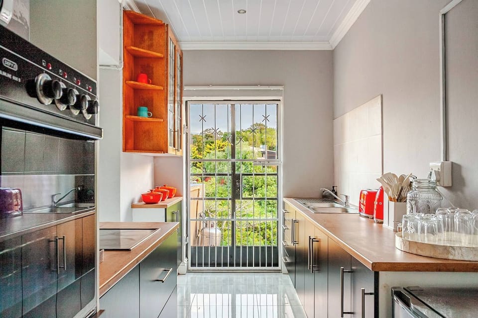 Apartment, 1 Bedroom, Smoking, Patio | Interior