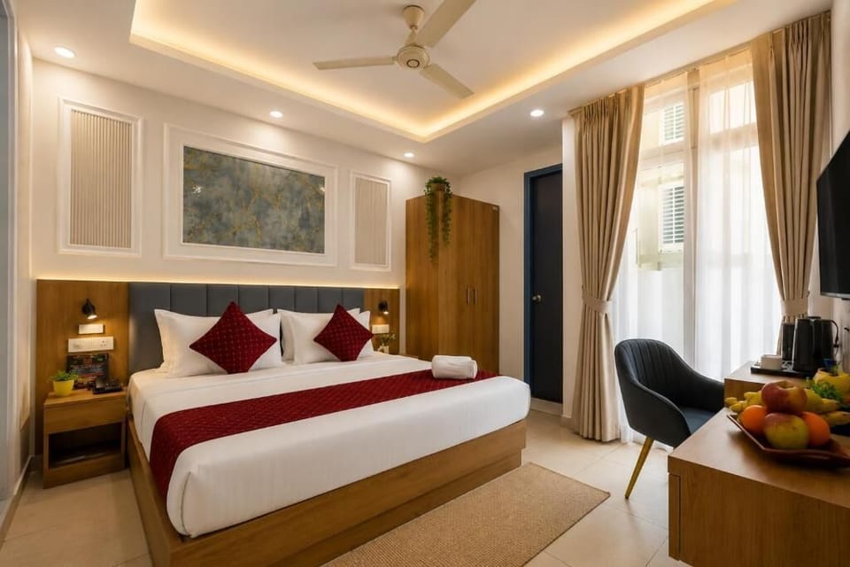 Deluxe Room | Desk, laptop workspace, free WiFi, bed sheets