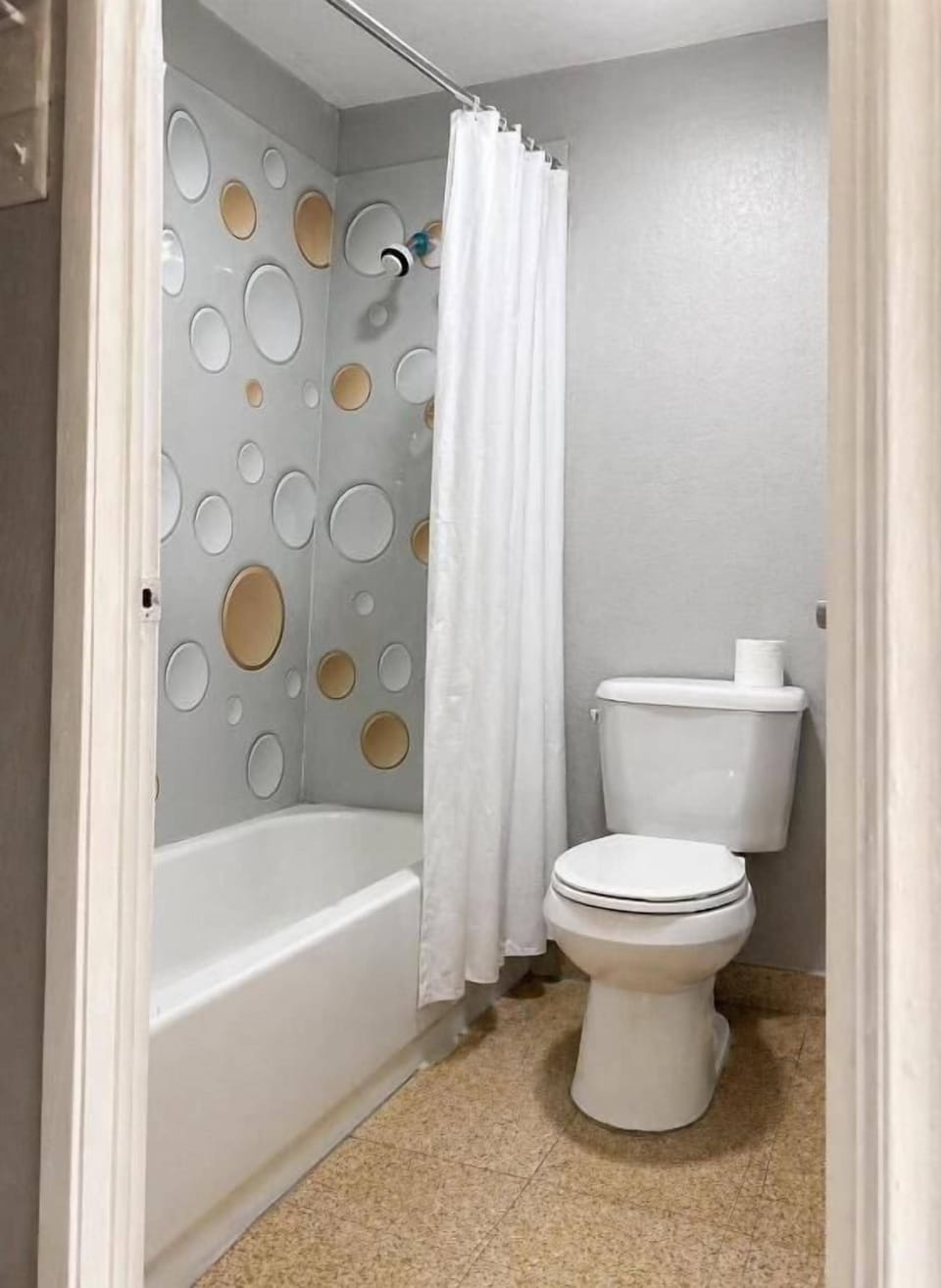 Deluxe Single Room | Bathroom
