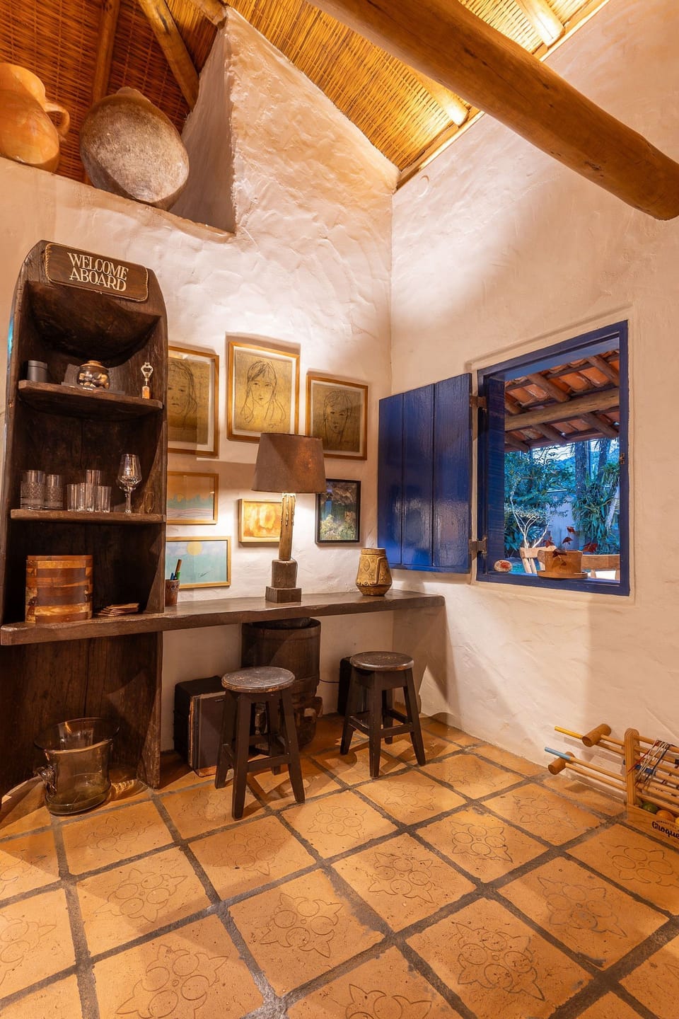 Basic Chalet | Interior