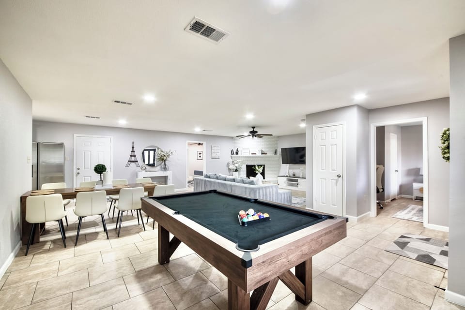Game room