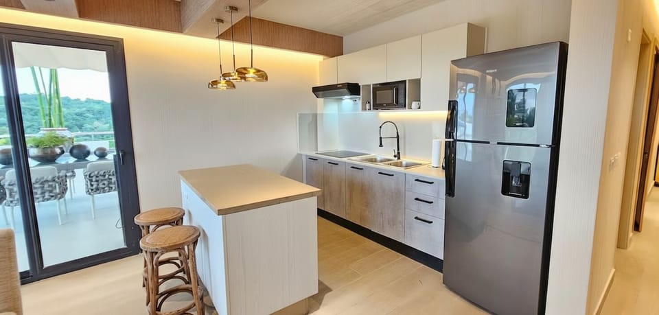 Apartment, 3 Bedrooms | Private kitchen
