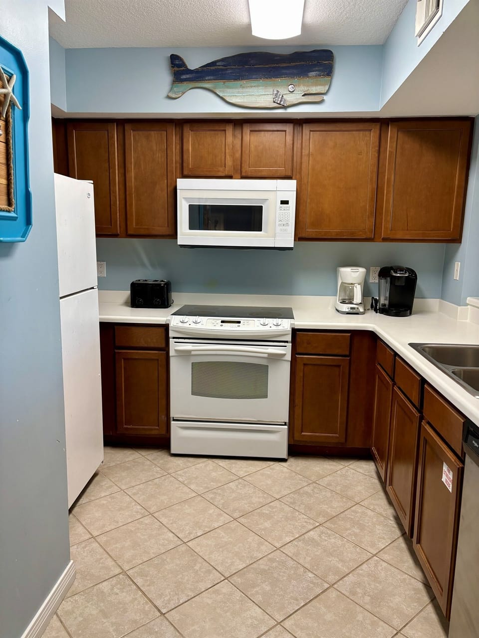 Fully equipped kitchen 