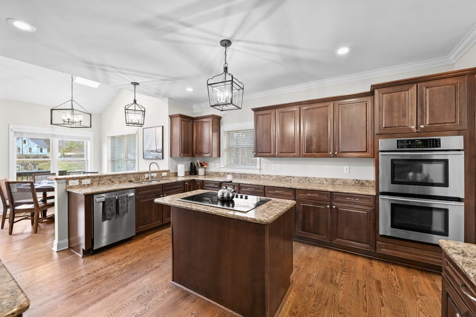 Fully stocked kitchen to prep all your group meals.