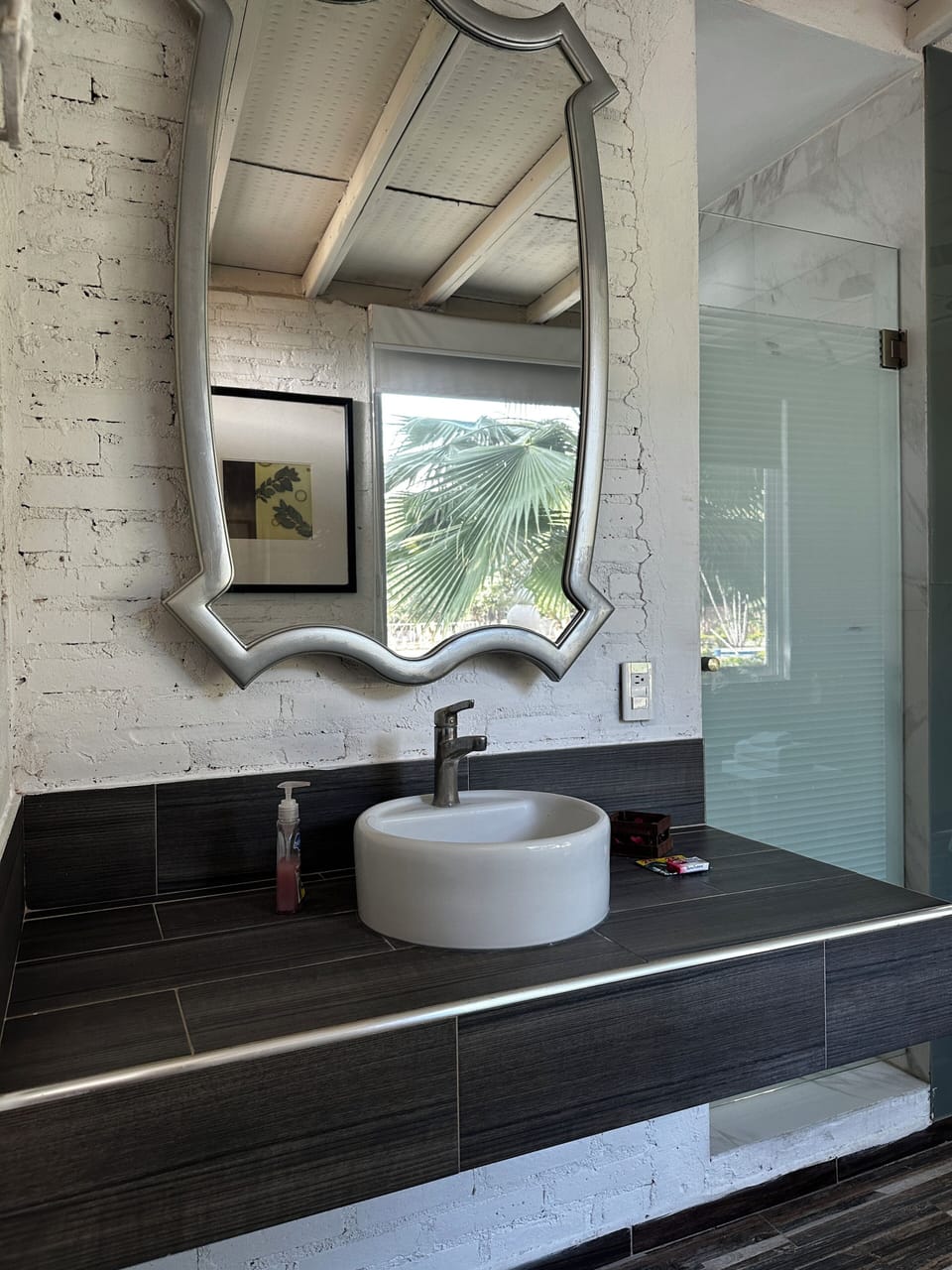 Classic Room, Private Bathroom, Garden View | Bathroom | Shower, towels