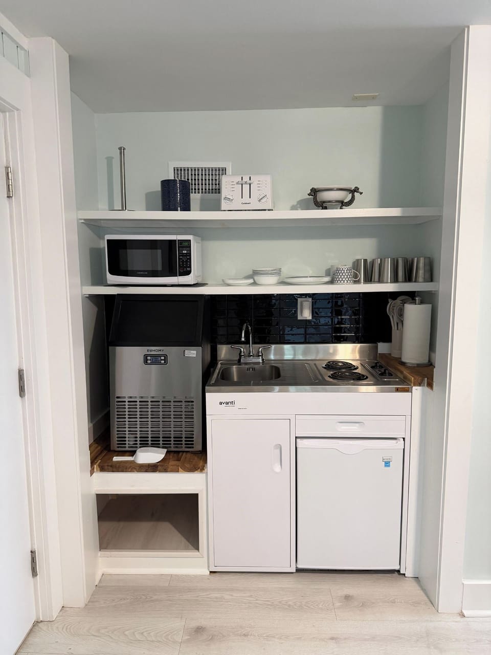 Kitchenette