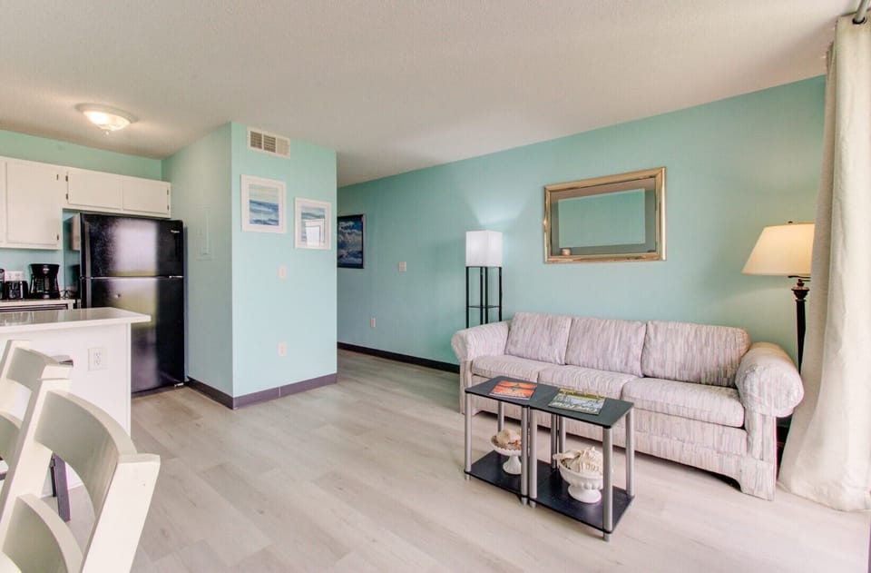 Atlantic Towers 105-print-004-004-Main Living Area-2048x1346-300dpi