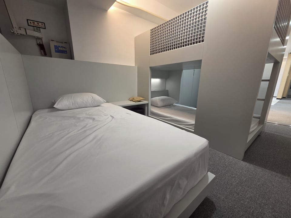 Triple Room | Down comforters, individually furnished, free WiFi