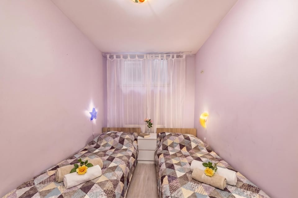 Second bedroom