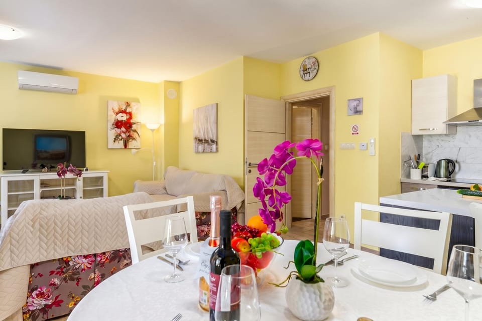 Living and dining room